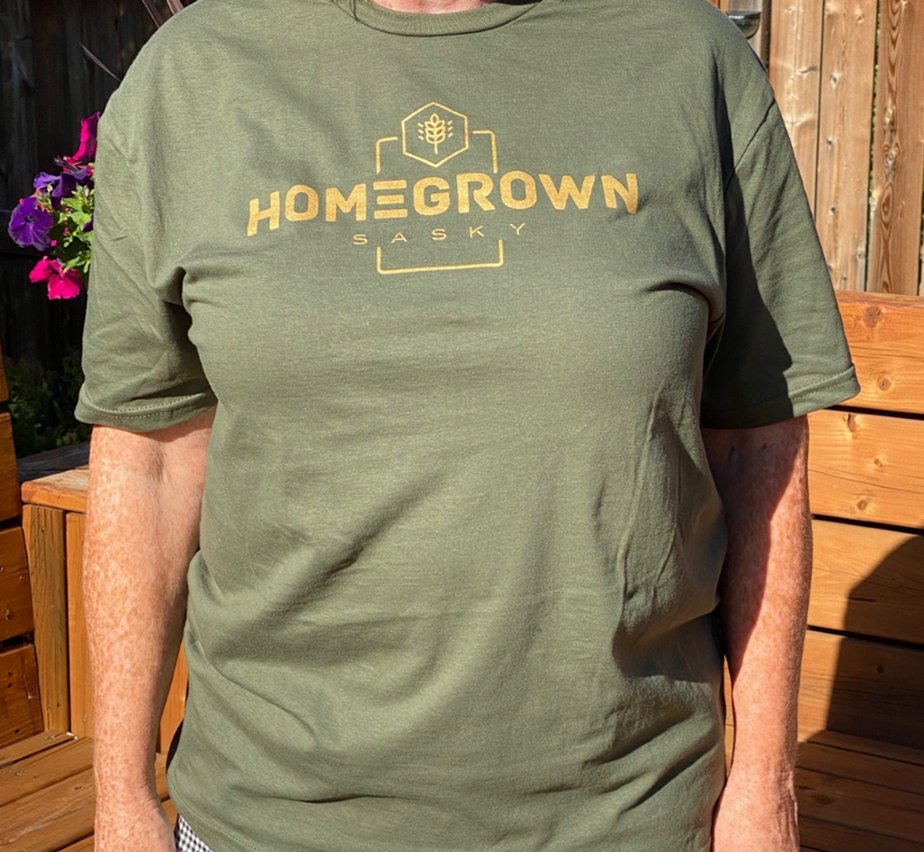 Classic Wiggle Room T-Shirt - Gimme Some Room to Move